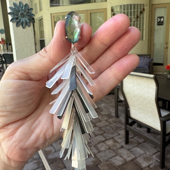 Glamorous Kendra Scott Justyne Statement Earrings ~ Never Worn - Picture 4 of 6